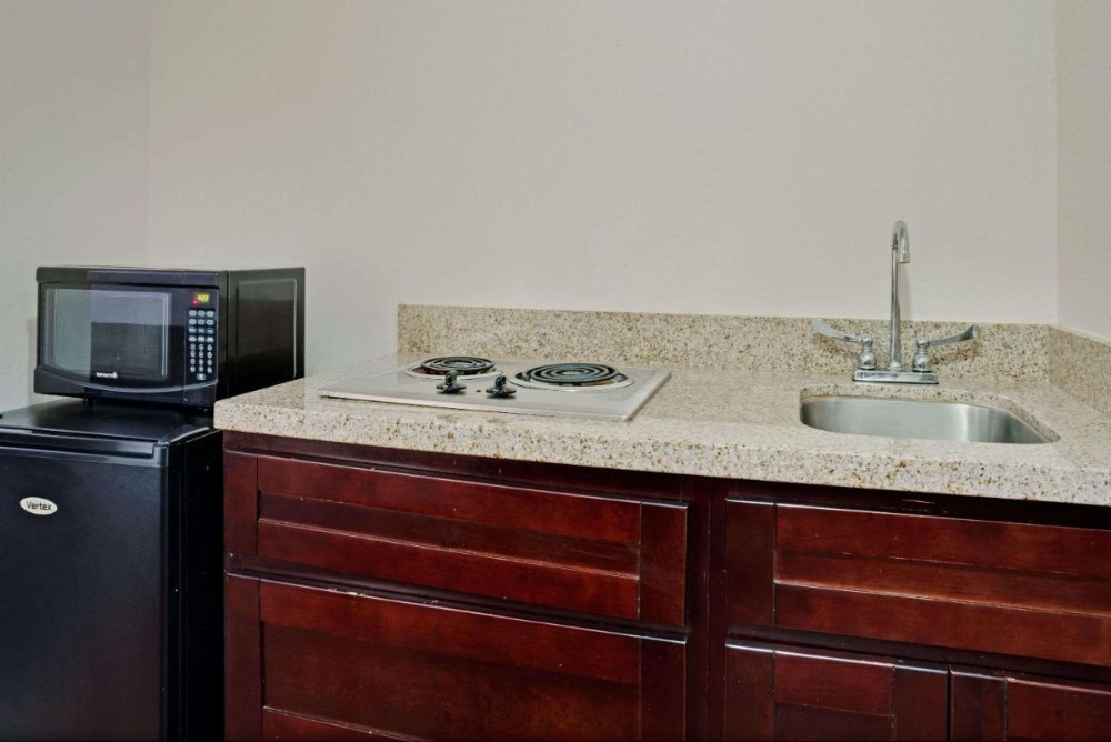 Baymont by Wyndham Reno Image 10